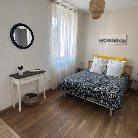 Le St Fursy 4 Apartamento Péronne